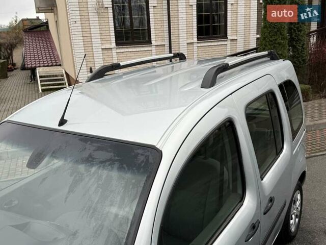 Сірий Рено Кєнгу, об'ємом двигуна 1.6 л та пробігом 168 тис. км за 7450 $, фото 15 на Automoto.ua