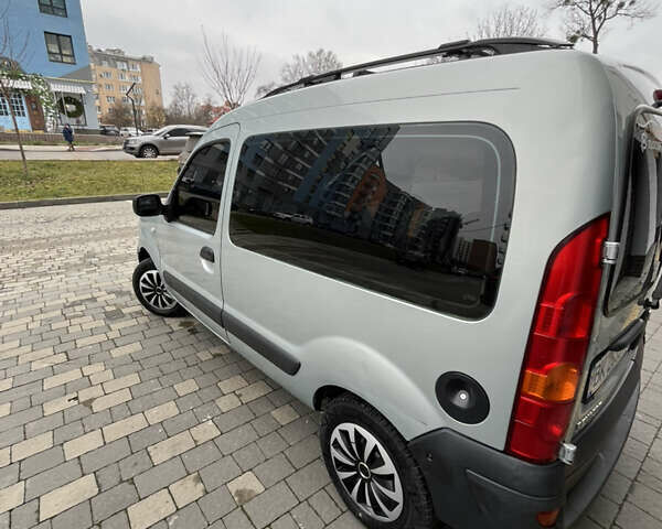 Серый Рено Кенгу, объемом двигателя 1.5 л и пробегом 290 тыс. км за 5400 $, фото 25 на Automoto.ua