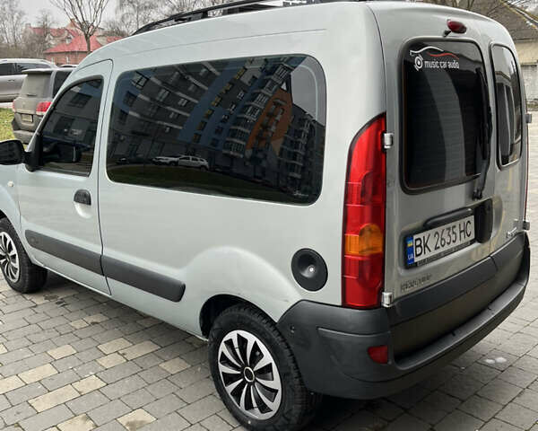 Серый Рено Кенгу, объемом двигателя 1.5 л и пробегом 290 тыс. км за 5400 $, фото 4 на Automoto.ua