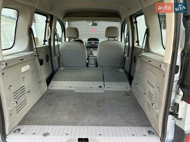 Серый Рено Кенгу, объемом двигателя 1.5 л и пробегом 237 тыс. км за 7350 $, фото 15 на Automoto.ua