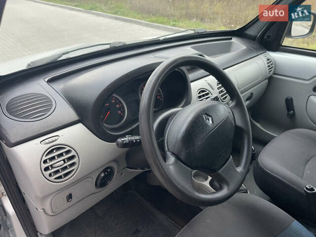 Рено Кенгу 2008 в Ровно на Automoto.ua Серый Рено Кенгу, объемом двигателя 1.5 л и пробегом 268 тыс. км за 4100 $, фото 11 на Automoto.ua