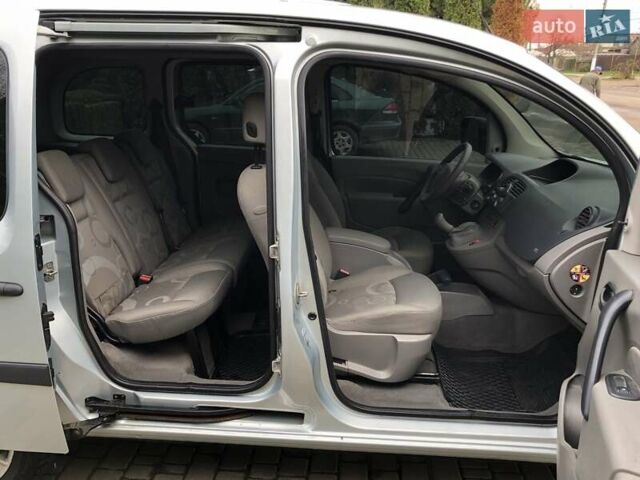 Серый Рено Кенгу, объемом двигателя 1.5 л и пробегом 241 тыс. км за 7600 $, фото 7 на Automoto.ua