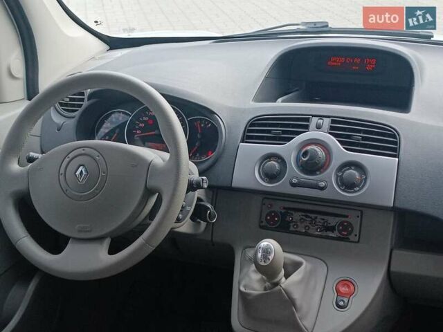 Сірий Рено Кєнгу, об'ємом двигуна 1.5 л та пробігом 220 тис. км за 6900 $, фото 20 на Automoto.ua