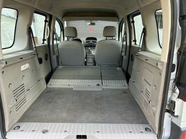 Серый Рено Кенгу, объемом двигателя 1.5 л и пробегом 237 тыс. км за 7350 $, фото 15 на Automoto.ua