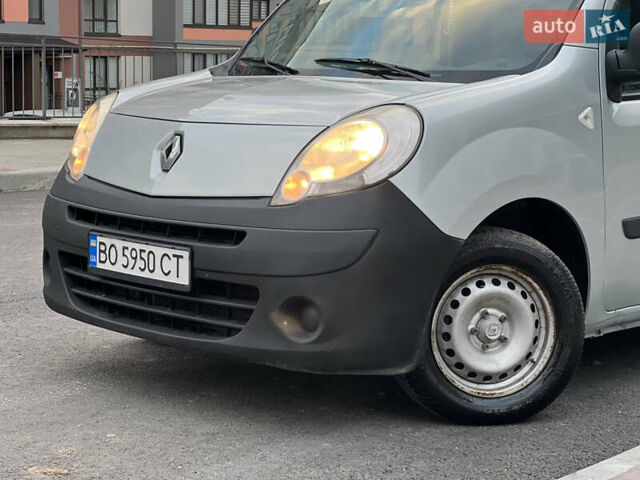 Сірий Рено Кєнгу, об'ємом двигуна 1.5 л та пробігом 242 тис. км за 5499 $, фото 3 на Automoto.ua