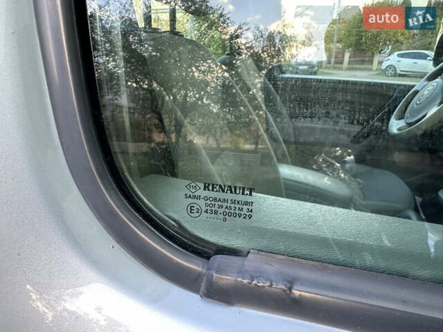 Серый Рено Кенгу, объемом двигателя 1.5 л и пробегом 237 тыс. км за 7350 $, фото 19 на Automoto.ua