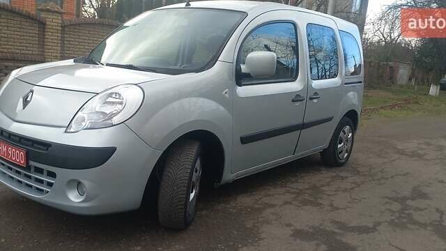 Серый Рено Кенгу, объемом двигателя 1.5 л и пробегом 260 тыс. км за 6200 $, фото 3 на Automoto.ua