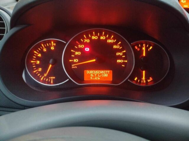 Серый Рено Кенгу, объемом двигателя 1.6 л и пробегом 170 тыс. км за 5888 $, фото 14 на Automoto.ua