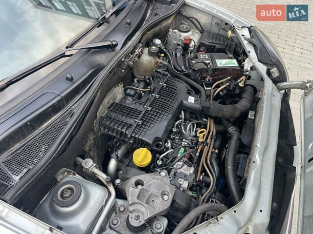 Рено Кенгу 2008 в Ровно на Automoto.ua Серый Рено Кенгу, объемом двигателя 1.5 л и пробегом 268 тыс. км за 4100 $, фото 28 на Automoto.ua