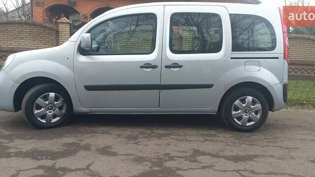 Серый Рено Кенгу, объемом двигателя 1.5 л и пробегом 260 тыс. км за 6200 $, фото 1 на Automoto.ua