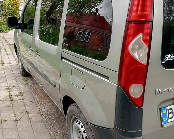 Серый Рено Кенгу, объемом двигателя 1.46 л и пробегом 386 тыс. км за 5300 $, фото 4 на Automoto.ua