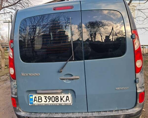 Серый Рено Кенгу, объемом двигателя 1.5 л и пробегом 227 тыс. км за 6600 $, фото 4 на Automoto.ua
