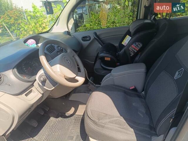 Серый Рено Кенгу, объемом двигателя 1.5 л и пробегом 240 тыс. км за 6100 $, фото 7 на Automoto.ua