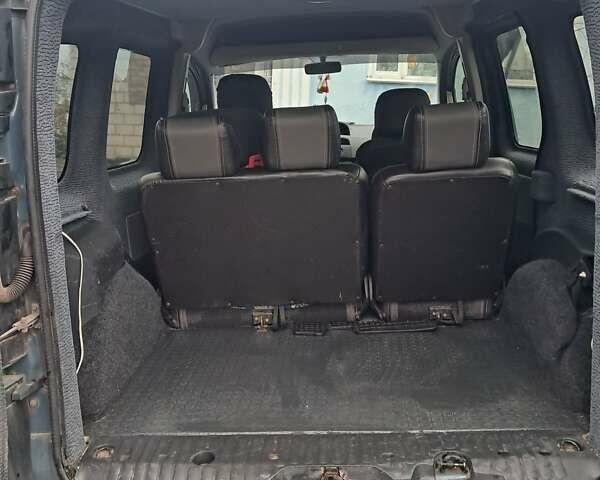 Серый Рено Кенгу, объемом двигателя 1.5 л и пробегом 227 тыс. км за 6600 $, фото 11 на Automoto.ua