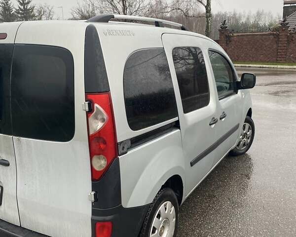 Серый Рено Кенгу, объемом двигателя 1.5 л и пробегом 340 тыс. км за 5300 $, фото 3 на Automoto.ua