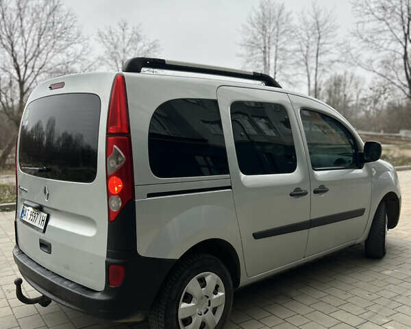 Серый Рено Кенгу, объемом двигателя 1.5 л и пробегом 275 тыс. км за 6700 $, фото 15 на Automoto.ua