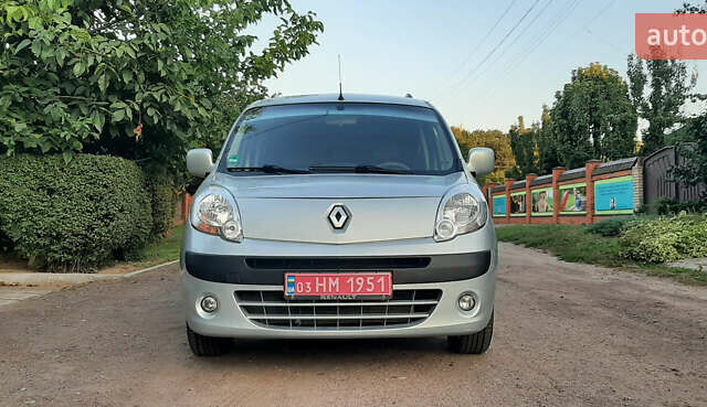 Сірий Рено Кєнгу, об'ємом двигуна 1.6 л та пробігом 190 тис. км за 7999 $, фото 8 на Automoto.ua