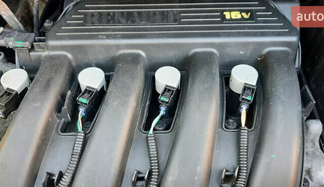 Серый Рено Кенгу, объемом двигателя 1.6 л и пробегом 190 тыс. км за 7750 $, фото 32 на Automoto.ua