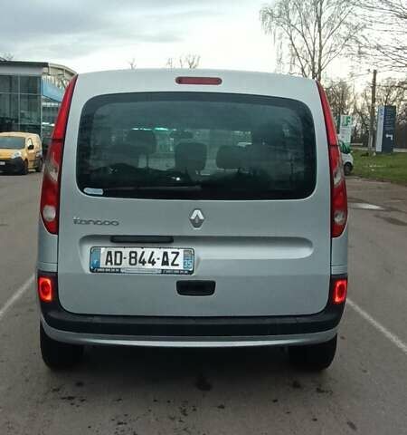 Серый Рено Кенгу, объемом двигателя 1.5 л и пробегом 250 тыс. км за 6900 $, фото 8 на Automoto.ua