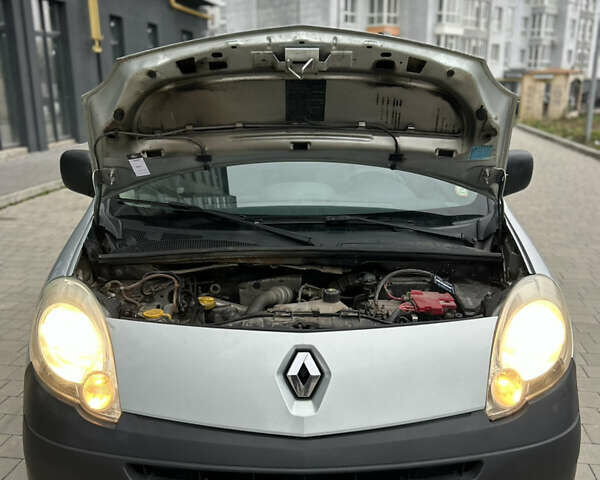 Серый Рено Кенгу, объемом двигателя 1.5 л и пробегом 275 тыс. км за 6700 $, фото 30 на Automoto.ua