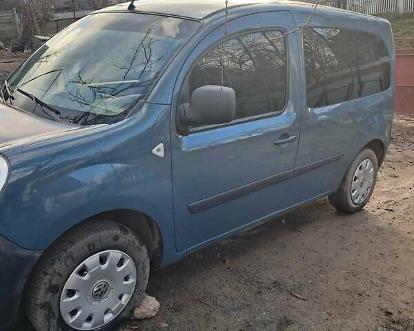 Серый Рено Кенгу, объемом двигателя 1.5 л и пробегом 227 тыс. км за 6600 $, фото 2 на Automoto.ua