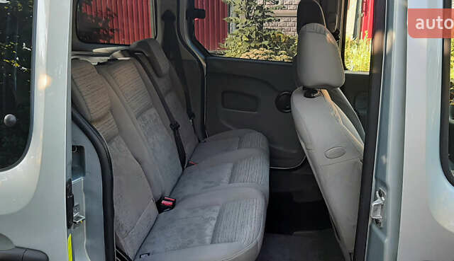 Сірий Рено Кєнгу, об'ємом двигуна 1.6 л та пробігом 190 тис. км за 7999 $, фото 27 на Automoto.ua