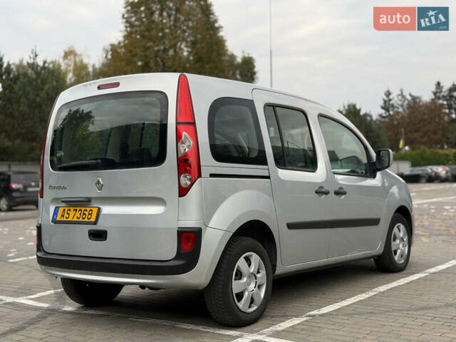 Серый Рено Кенгу, объемом двигателя 1.5 л и пробегом 230 тыс. км за 7600 $, фото 3 на Automoto.ua