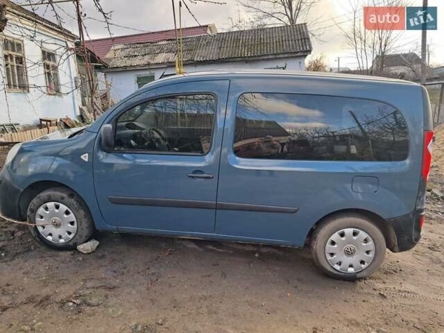 Серый Рено Кенгу, объемом двигателя 1.5 л и пробегом 227 тыс. км за 6600 $, фото 3 на Automoto.ua