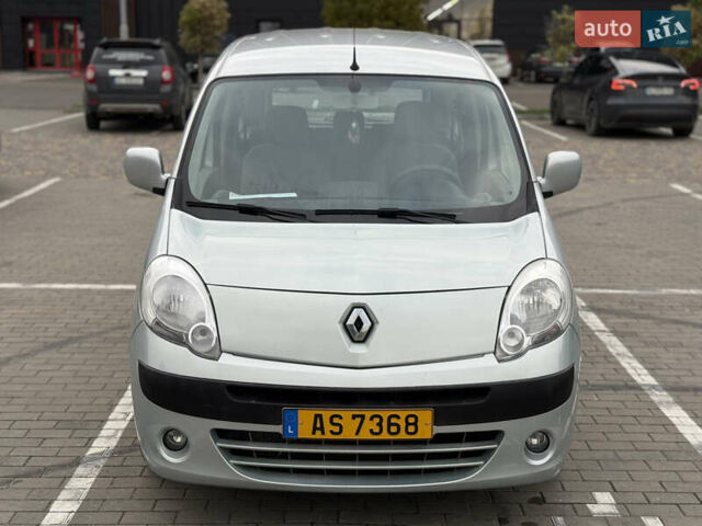 Серый Рено Кенгу, объемом двигателя 1.5 л и пробегом 230 тыс. км за 7600 $, фото 21 на Automoto.ua