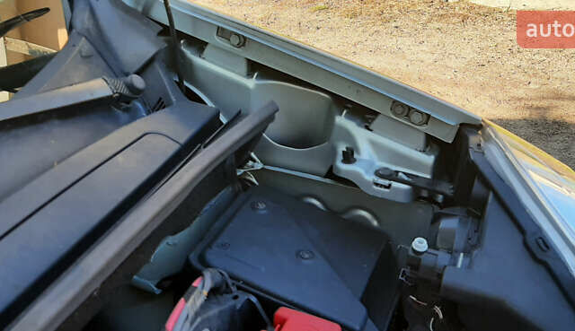 Сірий Рено Кєнгу, об'ємом двигуна 1.6 л та пробігом 190 тис. км за 7999 $, фото 49 на Automoto.ua