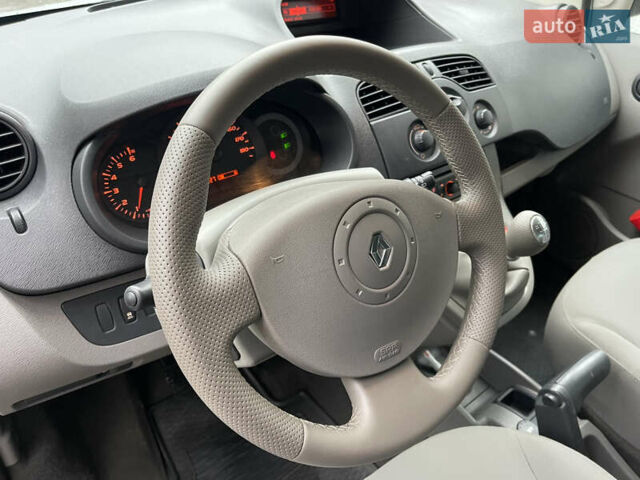 Сірий Рено Кєнгу, об'ємом двигуна 1.5 л та пробігом 243 тис. км за 7700 $, фото 14 на Automoto.ua