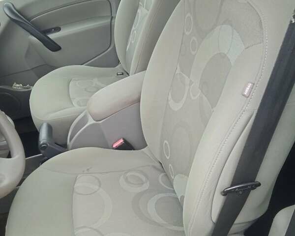 Серый Рено Кенгу, объемом двигателя 1.5 л и пробегом 223 тыс. км за 7500 $, фото 7 на Automoto.ua