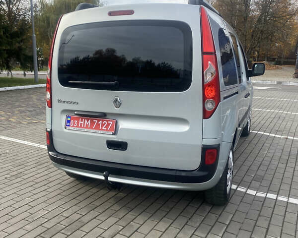 Серый Рено Кенгу, объемом двигателя 1.6 л и пробегом 230 тыс. км за 7450 $, фото 4 на Automoto.ua