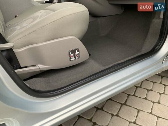 Рено Кєнгу 2010 у Івано-Франківську на Automoto.ua Сірий Рено Кєнгу, об'ємом двигуна 1.6 л та пробігом 220 тис. км за 7700 $, фото 70 на Automoto.ua