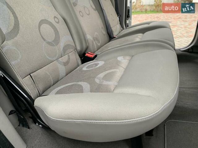 Рено Кєнгу 2010 у Івано-Франківську на Automoto.ua Сірий Рено Кєнгу, об'ємом двигуна 1.6 л та пробігом 220 тис. км за 7700 $, фото 57 на Automoto.ua