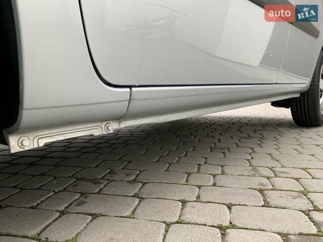 Рено Кєнгу 2010 у Івано-Франківську на Automoto.ua Сірий Рено Кєнгу, об'ємом двигуна 1.6 л та пробігом 220 тис. км за 7700 $, фото 29 на Automoto.ua