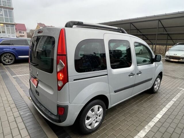 Сірий Рено Кєнгу, об'ємом двигуна 1.5 л та пробігом 243 тис. км за 7700 $, фото 3 на Automoto.ua