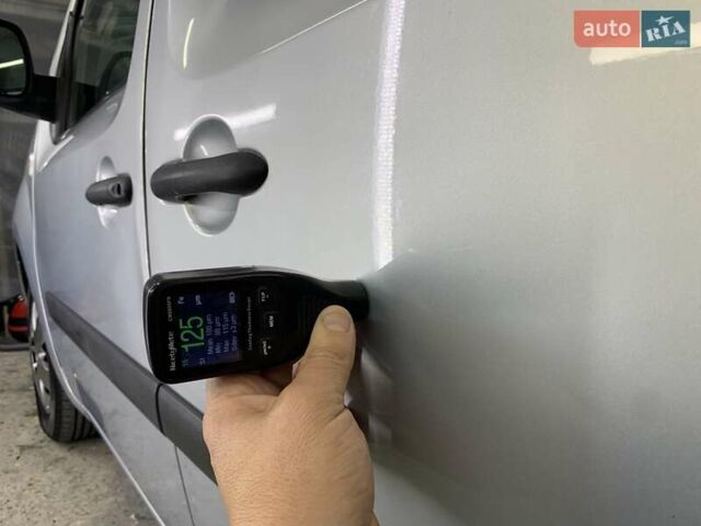 Рено Кєнгу 2010 у Івано-Франківську на Automoto.ua Сірий Рено Кєнгу, об'ємом двигуна 1.6 л та пробігом 220 тис. км за 7700 $, фото 96 на Automoto.ua