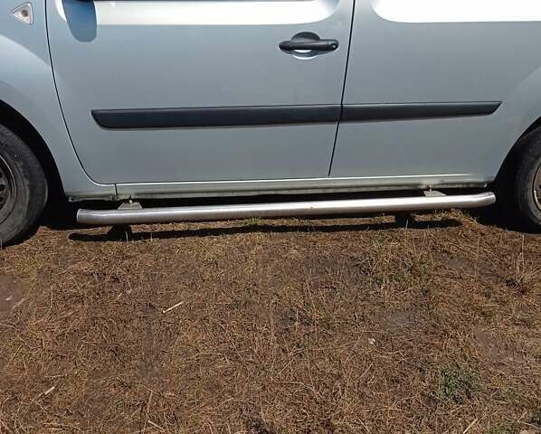 Серый Рено Кенгу, объемом двигателя 1.5 л и пробегом 204 тыс. км за 6400 $, фото 26 на Automoto.ua