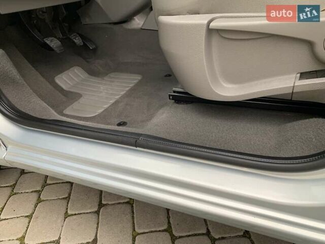 Рено Кєнгу 2010 у Івано-Франківську на Automoto.ua Сірий Рено Кєнгу, об'ємом двигуна 1.6 л та пробігом 220 тис. км за 7700 $, фото 67 на Automoto.ua