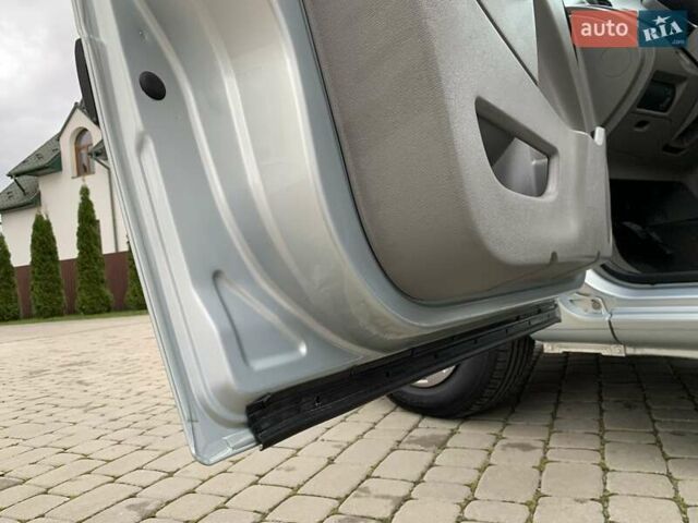 Рено Кєнгу 2010 у Івано-Франківську на Automoto.ua Сірий Рено Кєнгу, об'ємом двигуна 1.6 л та пробігом 220 тис. км за 7700 $, фото 66 на Automoto.ua