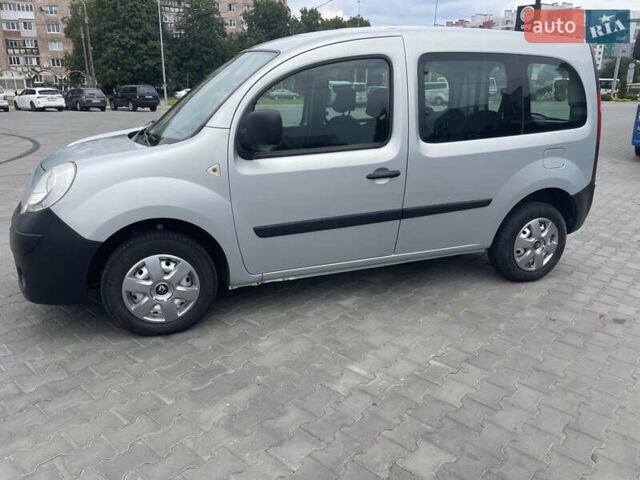 Серый Рено Кенгу, объемом двигателя 1.6 л и пробегом 180 тыс. км за 6400 $, фото 8 на Automoto.ua