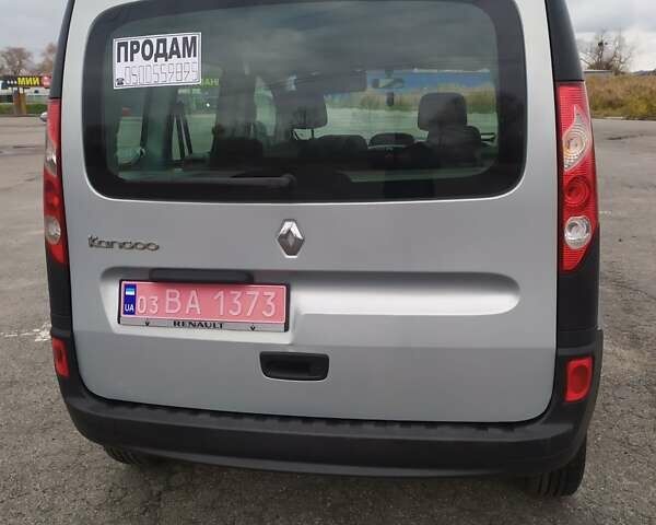 Сірий Рено Кєнгу, об'ємом двигуна 1.6 л та пробігом 187 тис. км за 7600 $, фото 5 на Automoto.ua