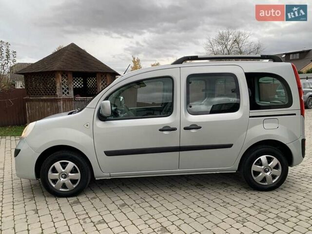 Рено Кєнгу 2010 у Івано-Франківську на Automoto.ua Сірий Рено Кєнгу, об'ємом двигуна 1.6 л та пробігом 220 тис. км за 7700 $, фото 4 на Automoto.ua