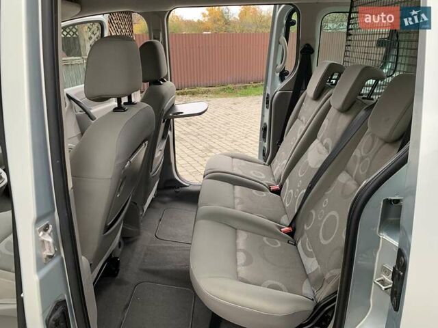 Рено Кєнгу 2010 у Івано-Франківську на Automoto.ua Сірий Рено Кєнгу, об'ємом двигуна 1.6 л та пробігом 220 тис. км за 7700 $, фото 68 на Automoto.ua