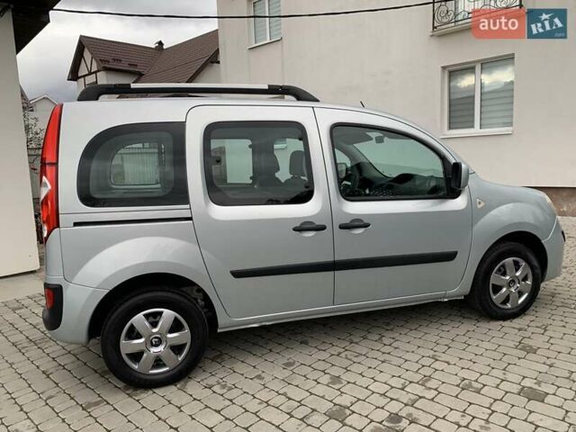 Рено Кєнгу 2010 у Івано-Франківську на Automoto.ua Сірий Рено Кєнгу, об'ємом двигуна 1.6 л та пробігом 220 тис. км за 7700 $, фото 10 на Automoto.ua