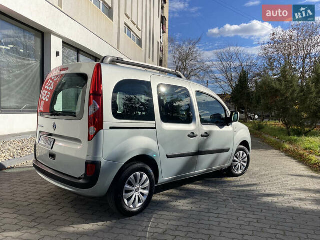 Рено Кєнгу 2011 у Івано-Франківську на Automoto.ua Сірий Рено Кєнгу, об'ємом двигуна 1.46 л та пробігом 250 тис. км за 7999 $, фото 69 на Automoto.ua