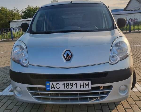 Рено Кенгу 2011 в Луцке на Automoto.ua Серый Рено Кенгу, объемом двигателя 1.46 л и пробегом 190 тыс. км за 7500 $, фото 7 на Automoto.ua