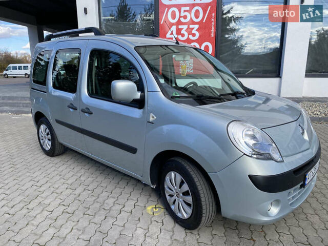 Рено Кєнгу 2011 у Івано-Франківську на Automoto.ua Сірий Рено Кєнгу, об'ємом двигуна 1.46 л та пробігом 250 тис. км за 7999 $, фото 19 на Automoto.ua