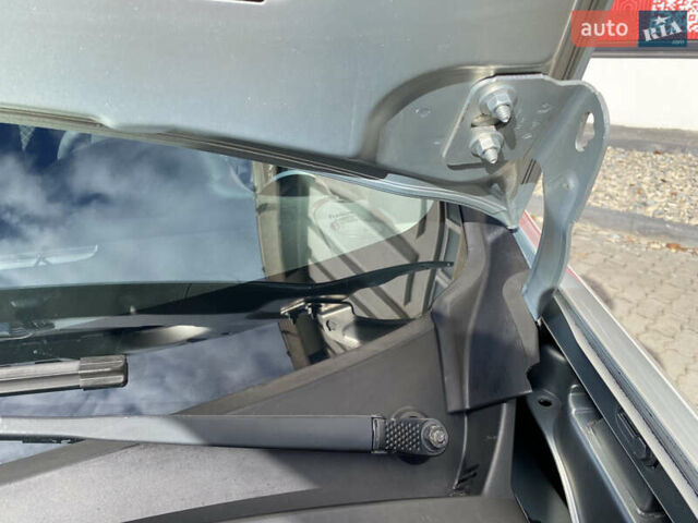 Рено Кєнгу 2011 у Івано-Франківську на Automoto.ua Сірий Рено Кєнгу, об'ємом двигуна 1.46 л та пробігом 250 тис. км за 7999 $, фото 64 на Automoto.ua